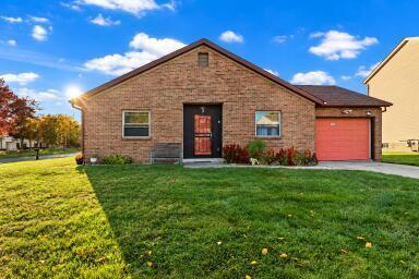 Photo of 5851 Mall View Court, Columbus, OH 43231 (MLS # 226041360)