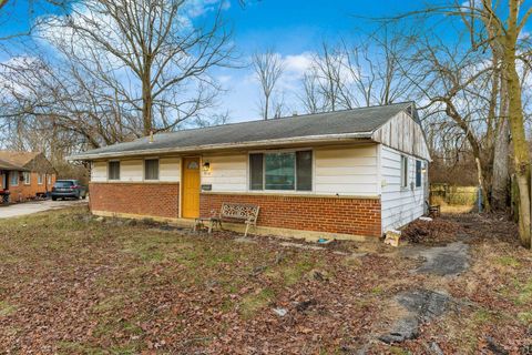 Photo of 3716 Dort Place, Columbus, OH 43227 (MLS # 226001269)
