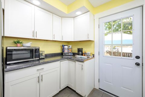 Tiny photo for 305 N Park Street, Bellefontaine, OH 43311 (MLS # 225039597)