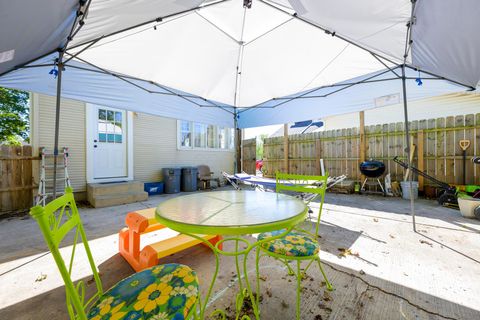 Tiny photo for 305 N Park Street, Bellefontaine, OH 43311 (MLS # 225039597)