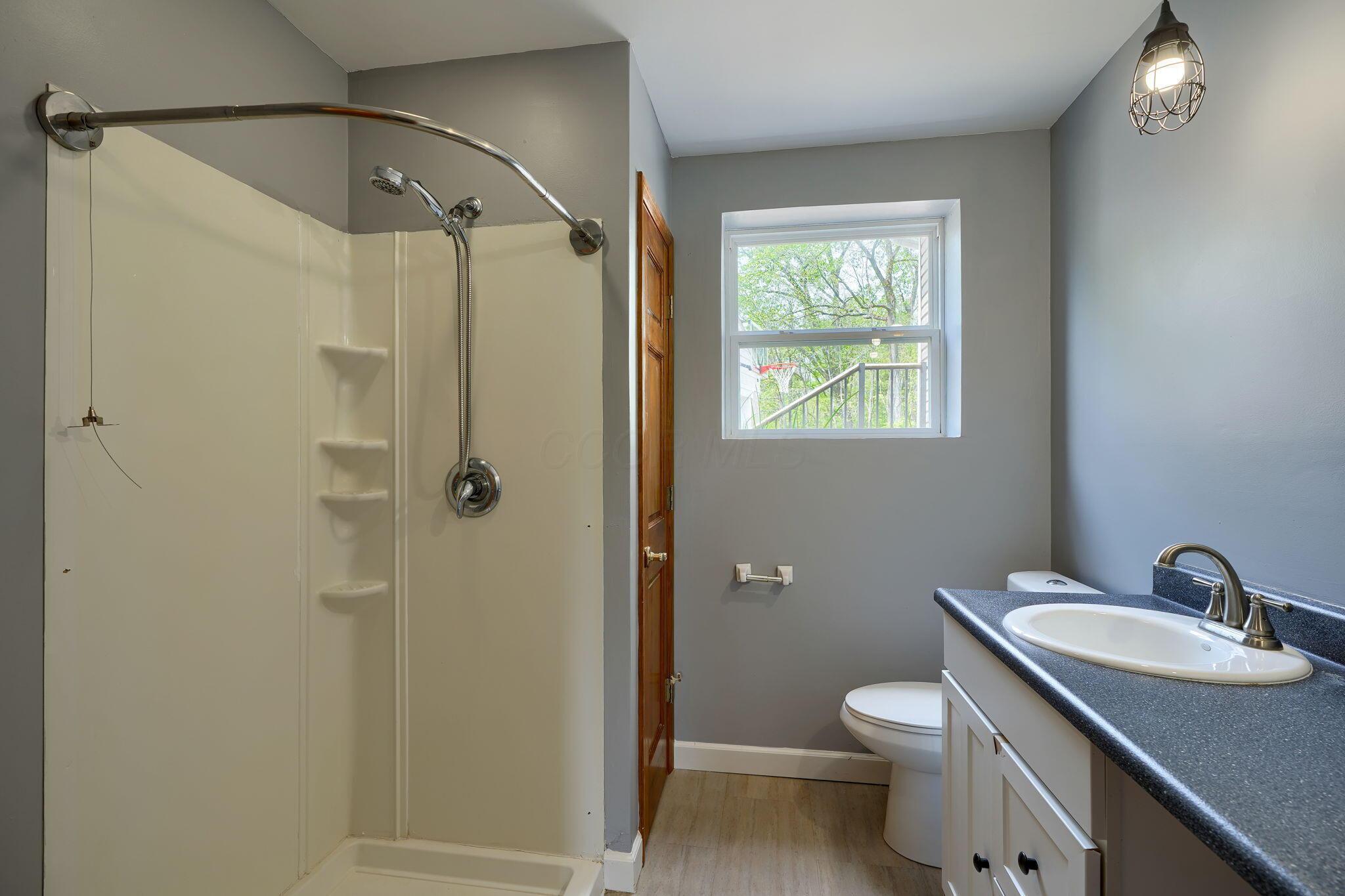 6417 London Groveport Road, Grove City, Ohio image 22