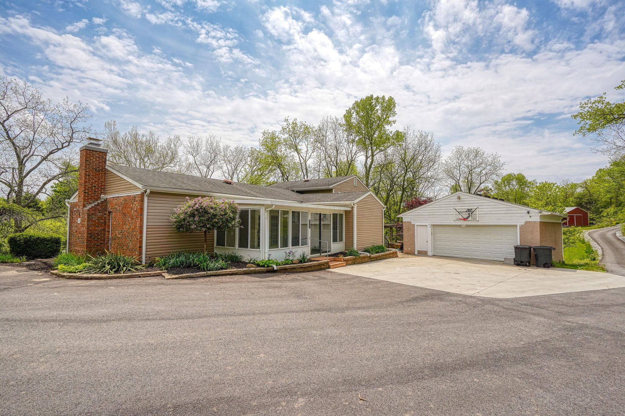 6417 London Groveport Road, Grove City, Ohio image 33