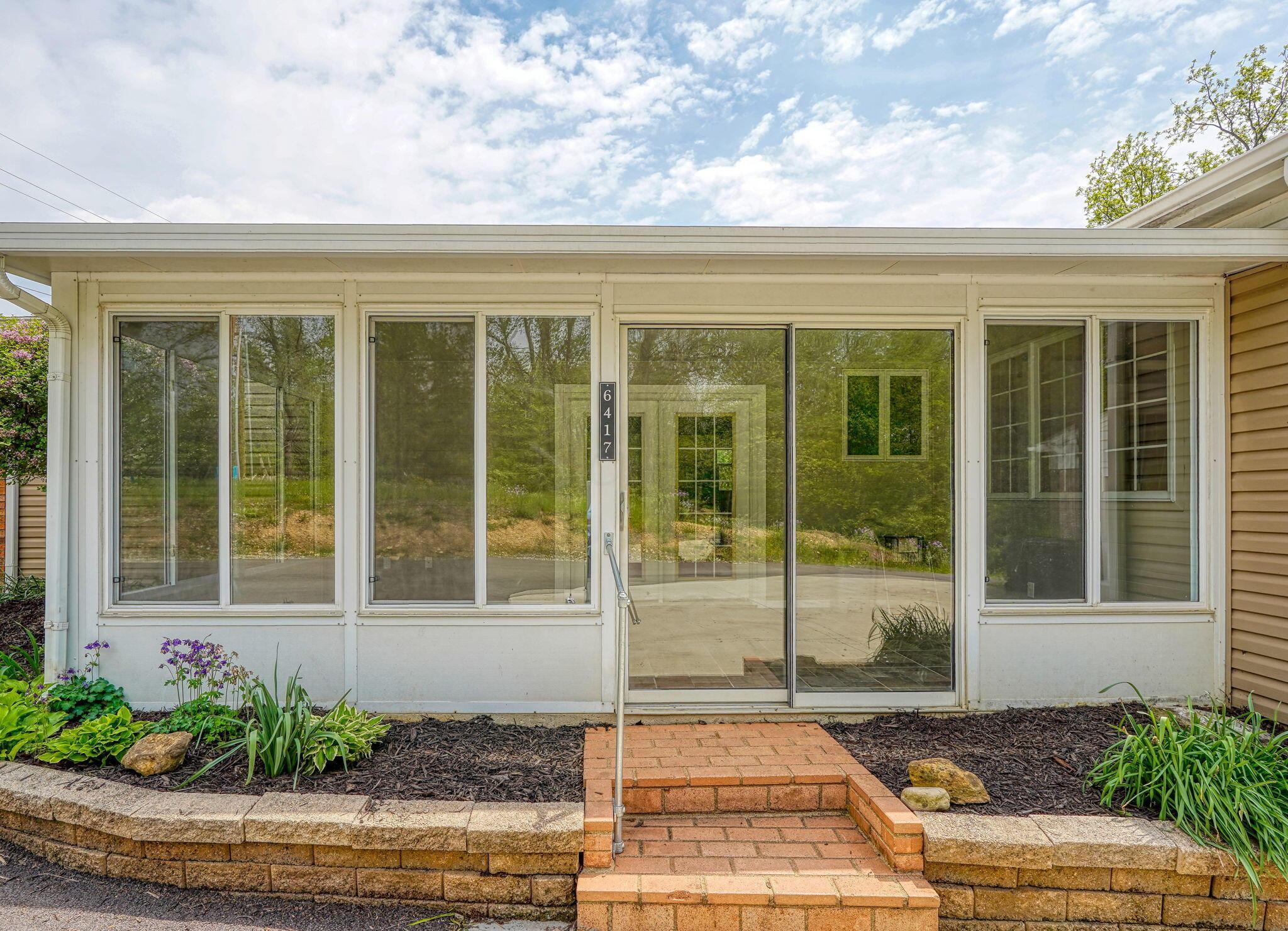 6417 London Groveport Road, Grove City, Ohio image 32