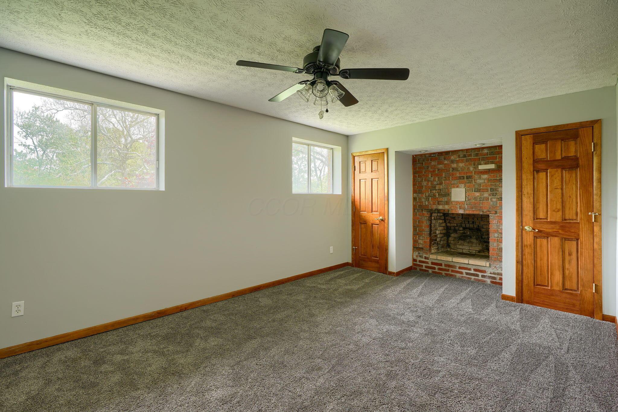 6417 London Groveport Road, Grove City, Ohio image 25