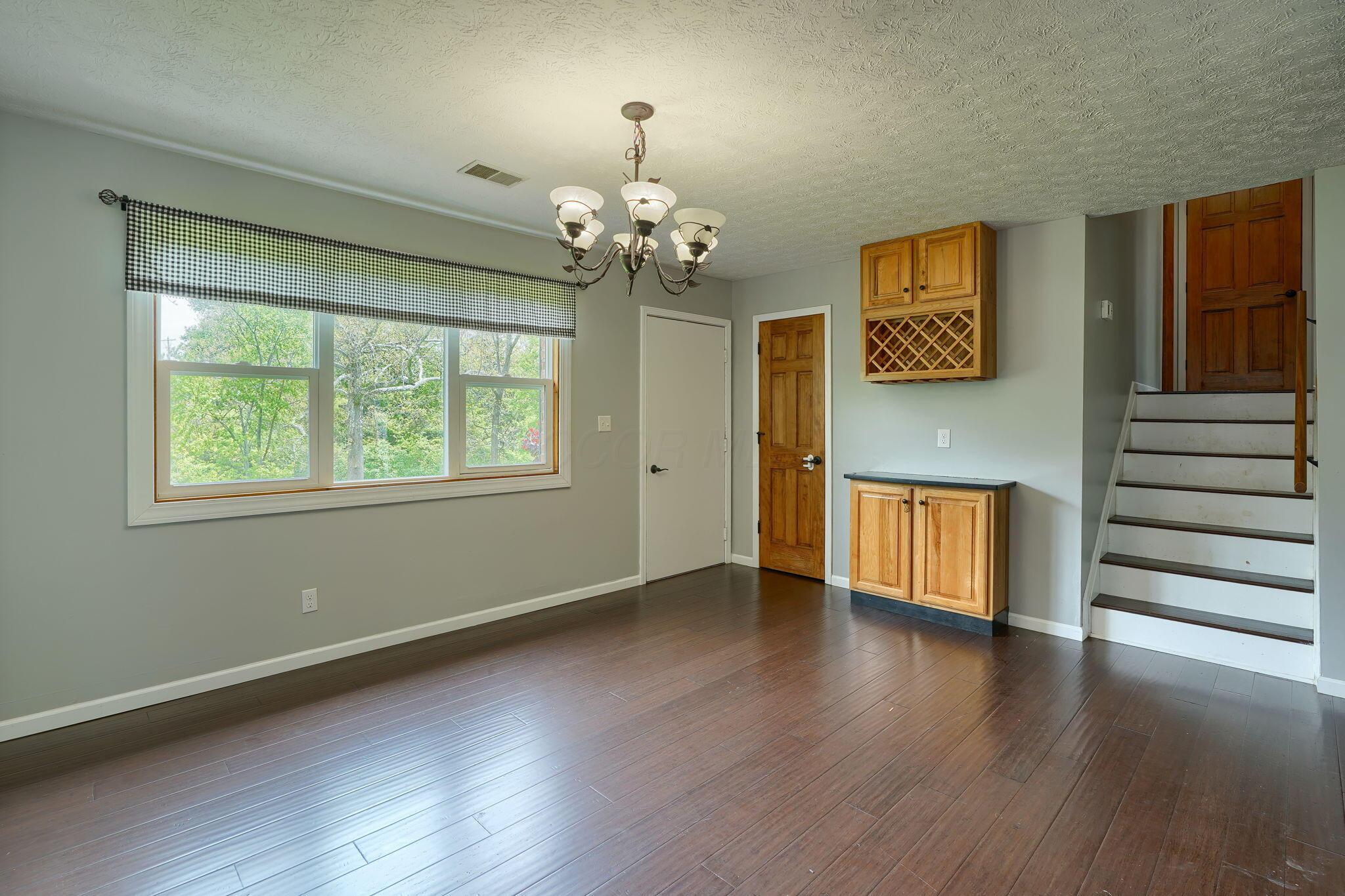 6417 London Groveport Road, Grove City, Ohio image 12