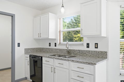 Tiny photo for 3320 Bellowind Drive, Reynoldsburg, OH 43068 (MLS # 226030297)