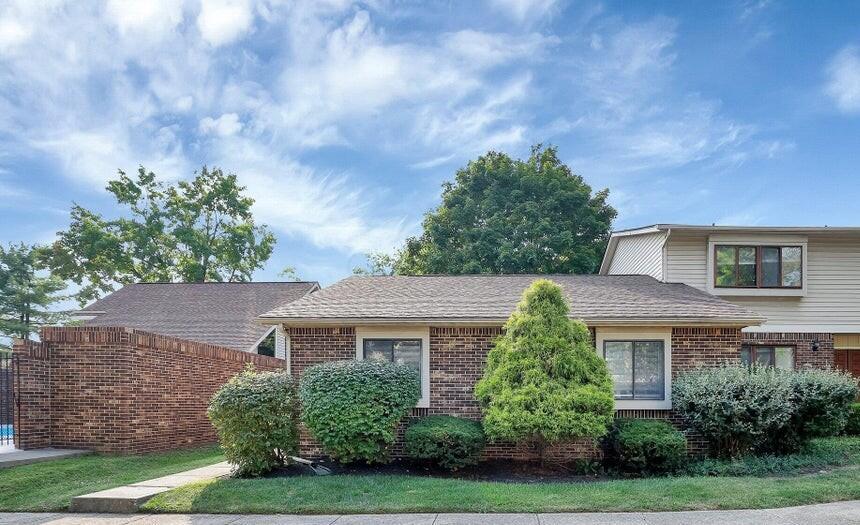 View Reynoldsburg, OH 43068 condo