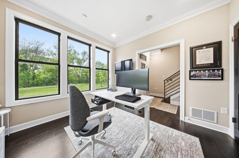 Tiny photo for 611 W 2nd Avenue, Columbus, OH 43201 (MLS # 226023819)