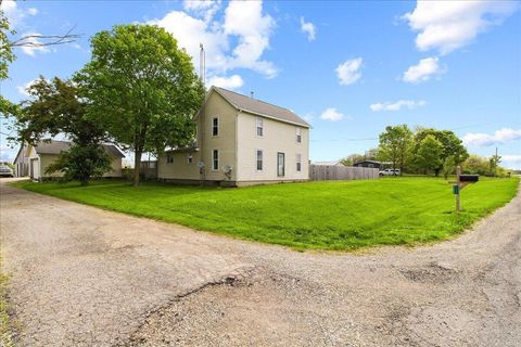 Photo of 7588 Stringtown Road, Mechanicsburg, OH 43044 (MLS # 225038161)