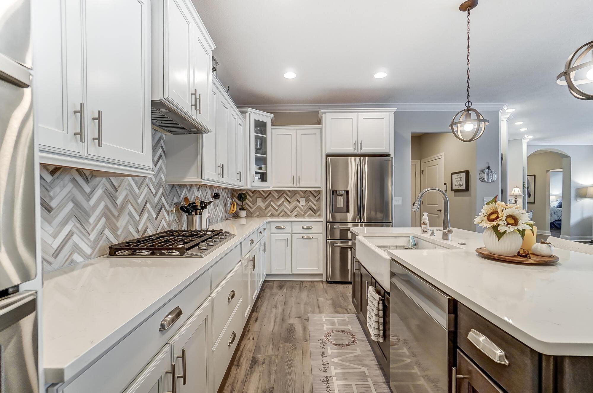 5717 Lark Drive, Hilliard, Ohio image 11