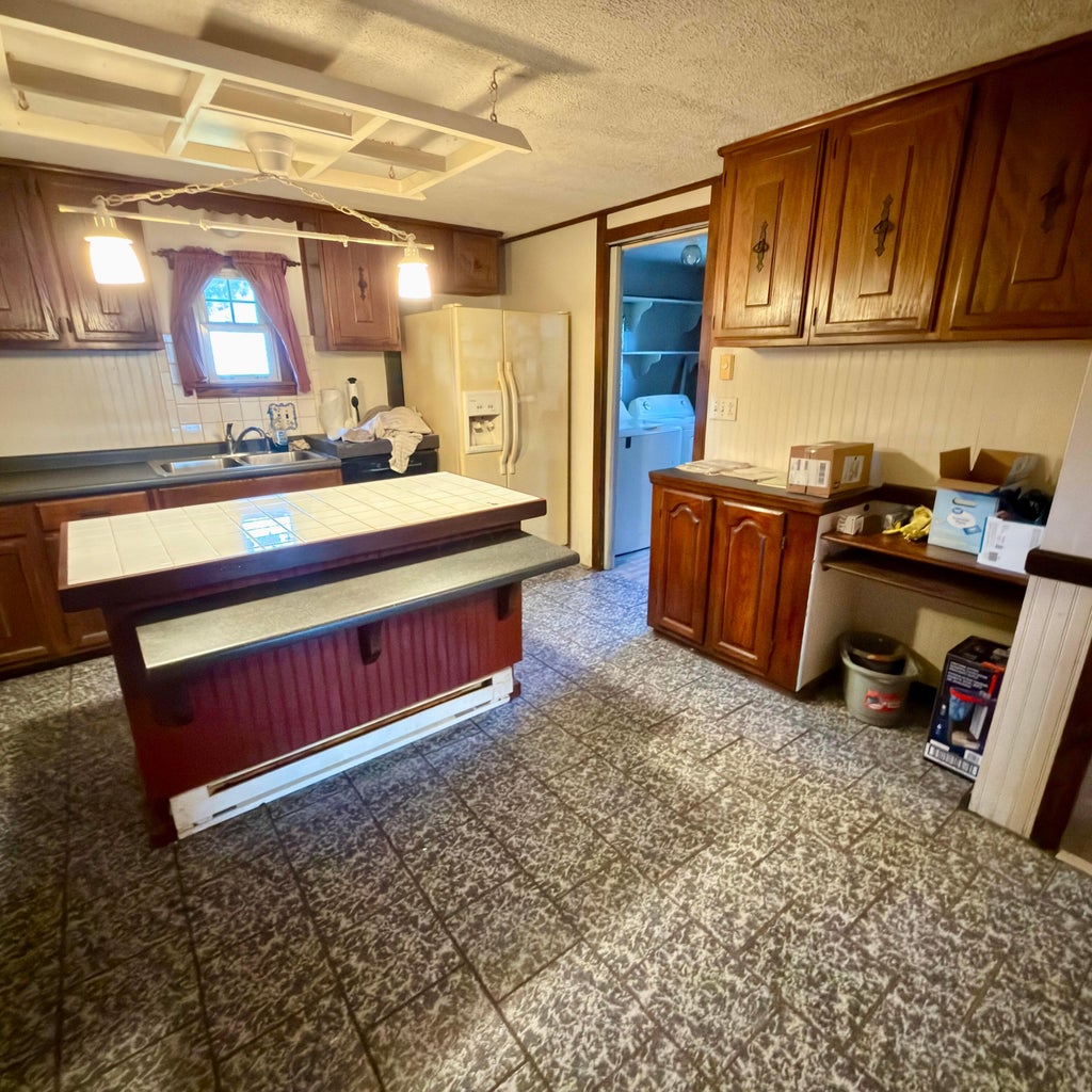 Photo of 580 E Ward Street, Urbana, OH 43078 (MLS # 226040565)