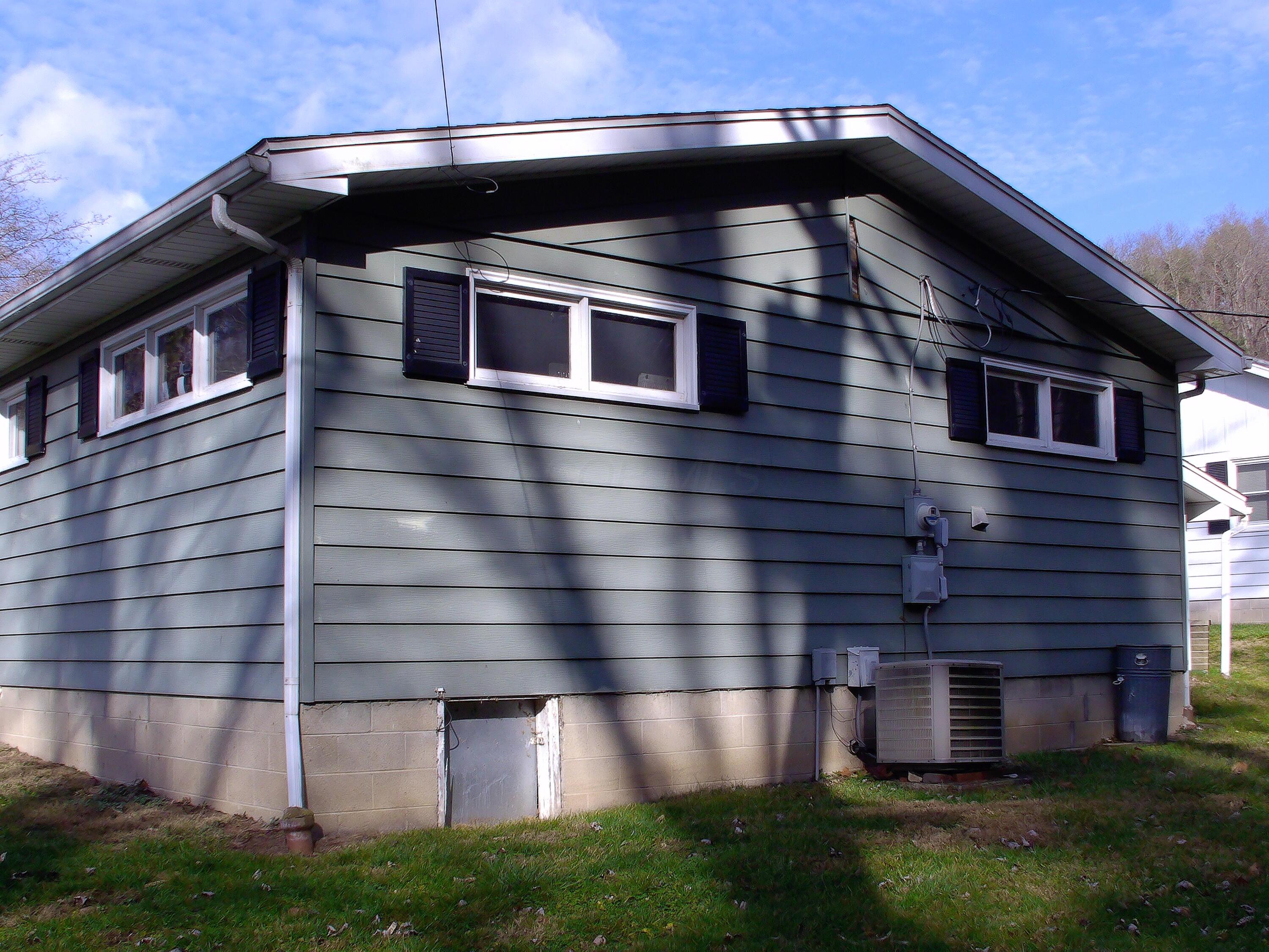 100 Saint Charles Street, Nelsonville, Ohio image 4