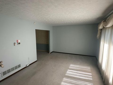 Tiny photo for 258 Bellefield Avenue, Westerville, OH 43081 (MLS # 225037787)