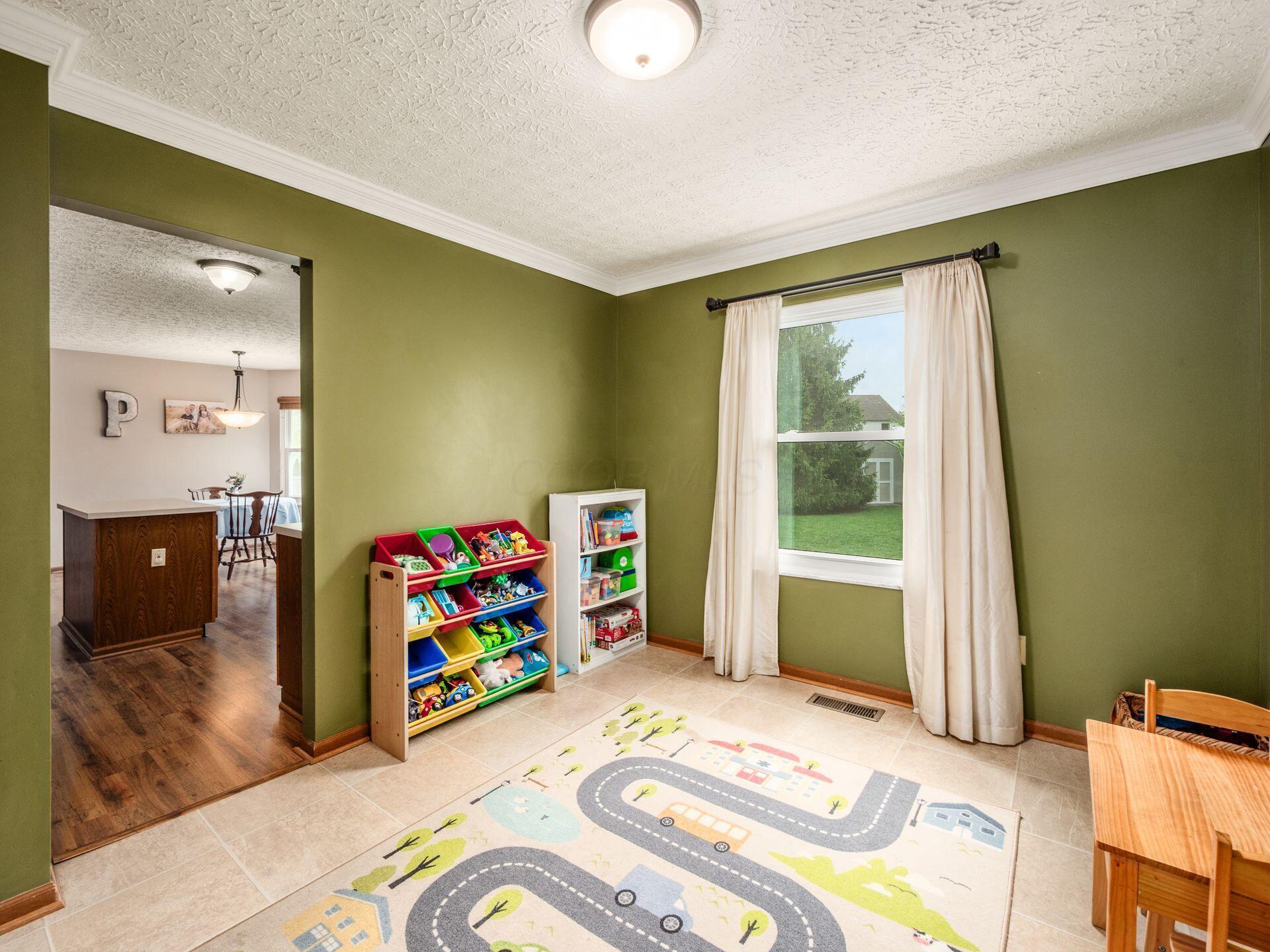 9073 Longstone Drive, Lewis Center, Ohio image 12