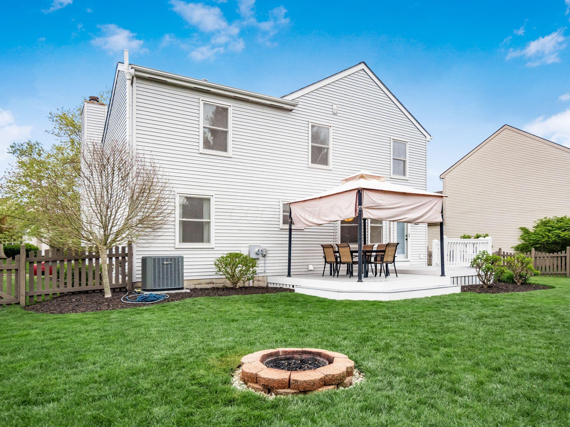 9073 Longstone Drive, Lewis Center, Ohio image 44