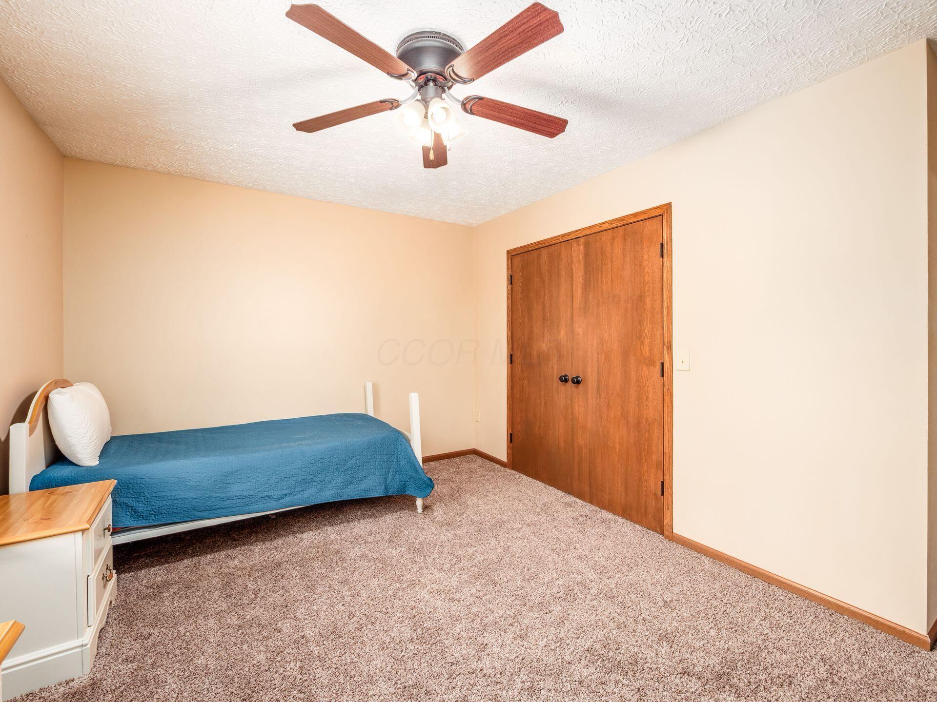 9073 Longstone Drive, Lewis Center, Ohio image 24