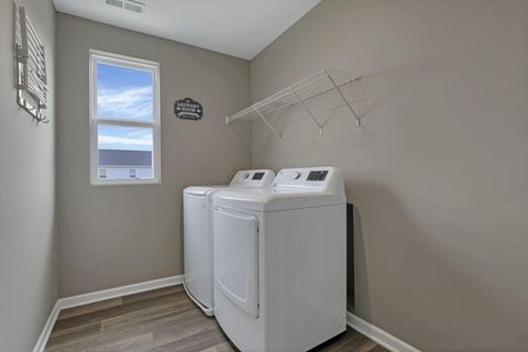 Tiny photo for 30 Bazler Lane, South Bloomfield, OH 43103 (MLS # 225039505)