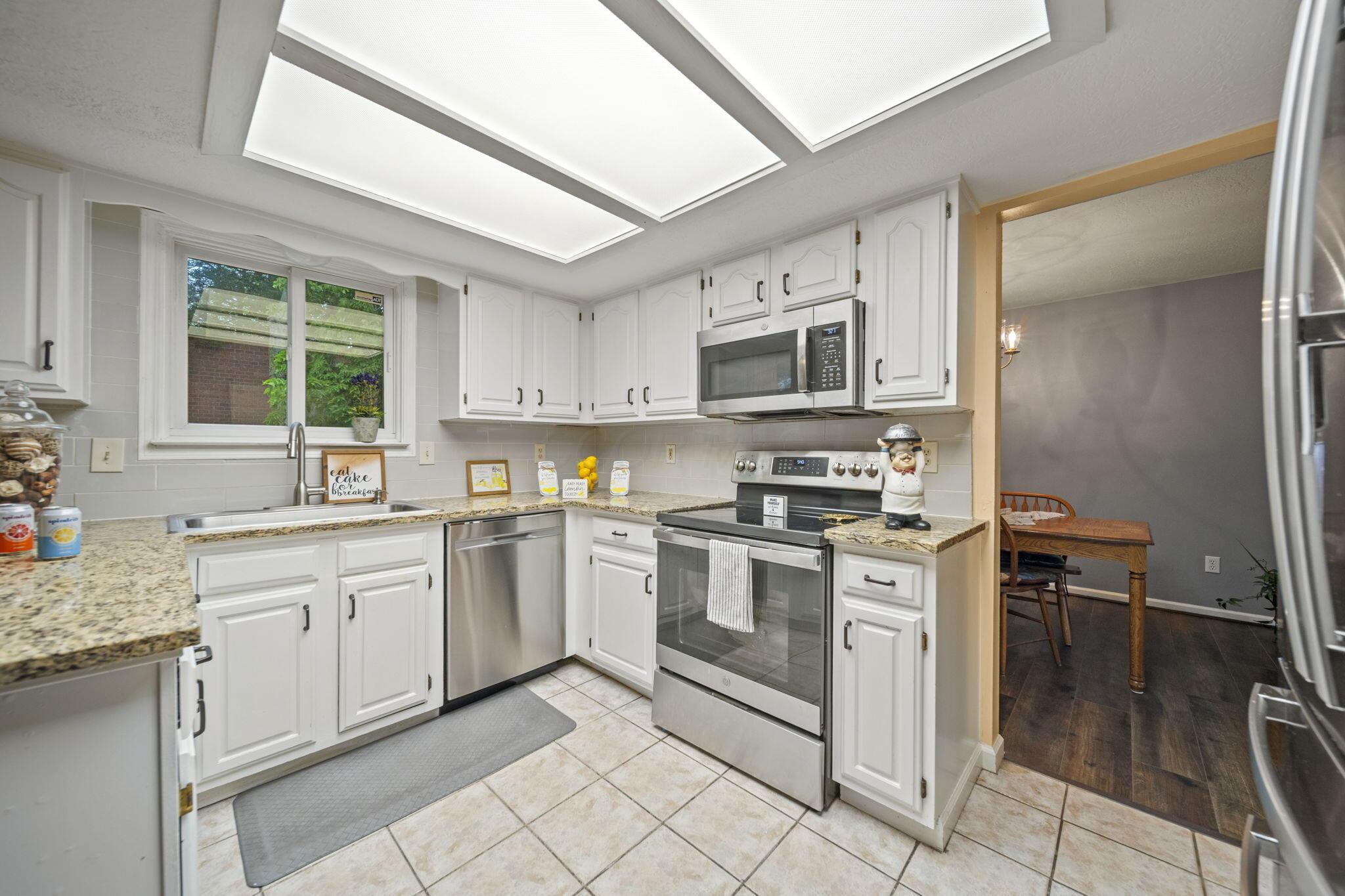 4129 Leitrim Court, Dublin, Ohio image 9