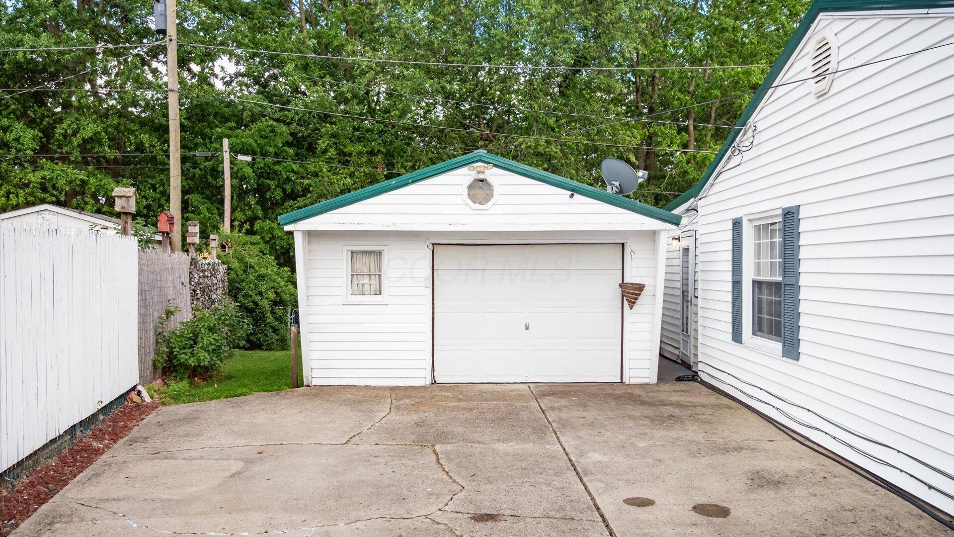 524 Ridgefield Road, Newark, Ohio image 29