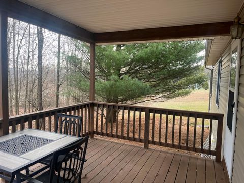 Photo of 487 Glenmonte Drive, Howard, OH 43028 (MLS # 225046208)