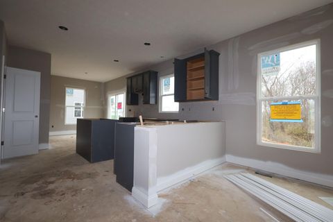 Tiny photo for 305 Olympic Loop, Commercial Point, OH 43116 (MLS # 225045281)