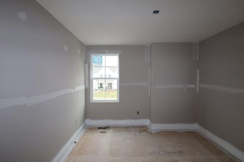 Tiny photo for 305 Olympic Loop, Commercial Point, OH 43116 (MLS # 225045281)