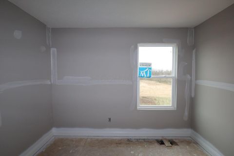 Tiny photo for 305 Olympic Loop, Commercial Point, OH 43116 (MLS # 225045281)