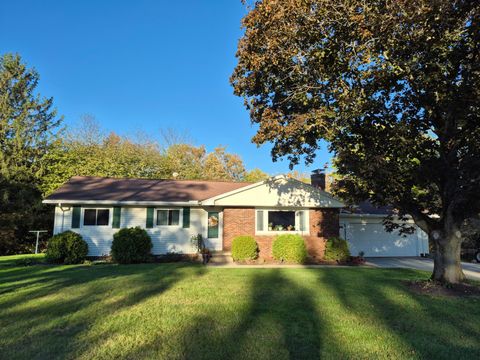 Photo of 905 Ridge Road, Ashland, OH 44805 (MLS # 225039459)