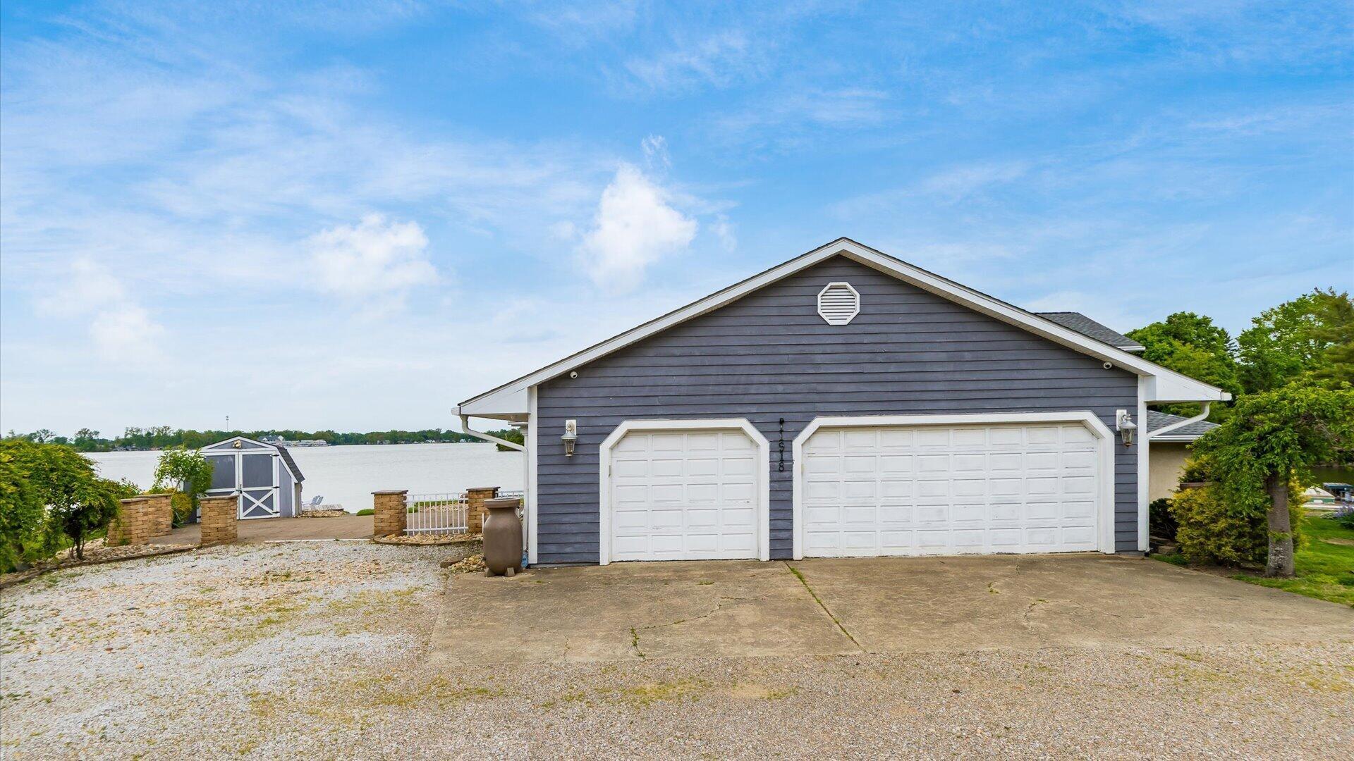 11918 Township Road 406