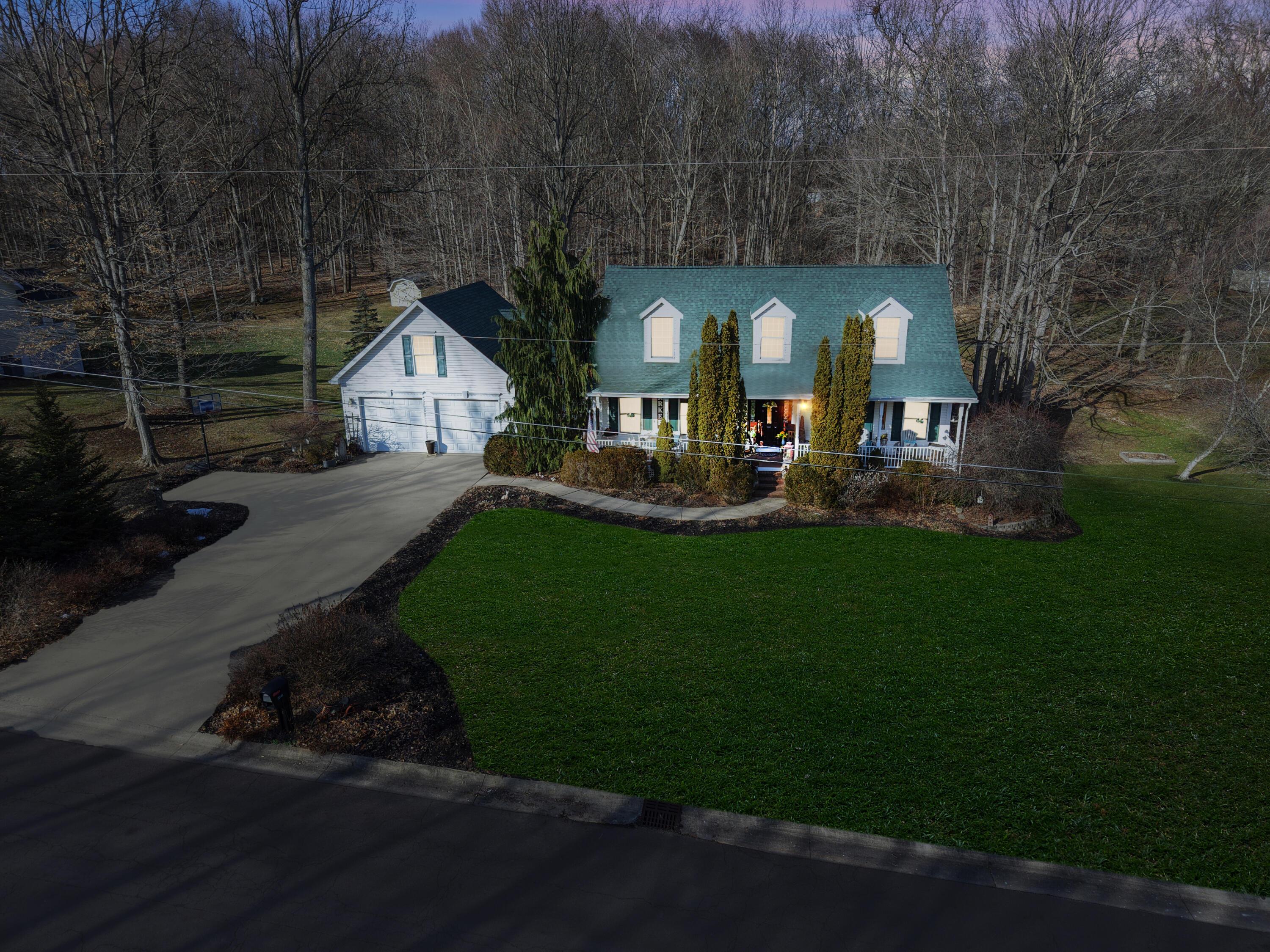 14255 Windsor Heights Drive, Mount Vernon, Ohio image 2