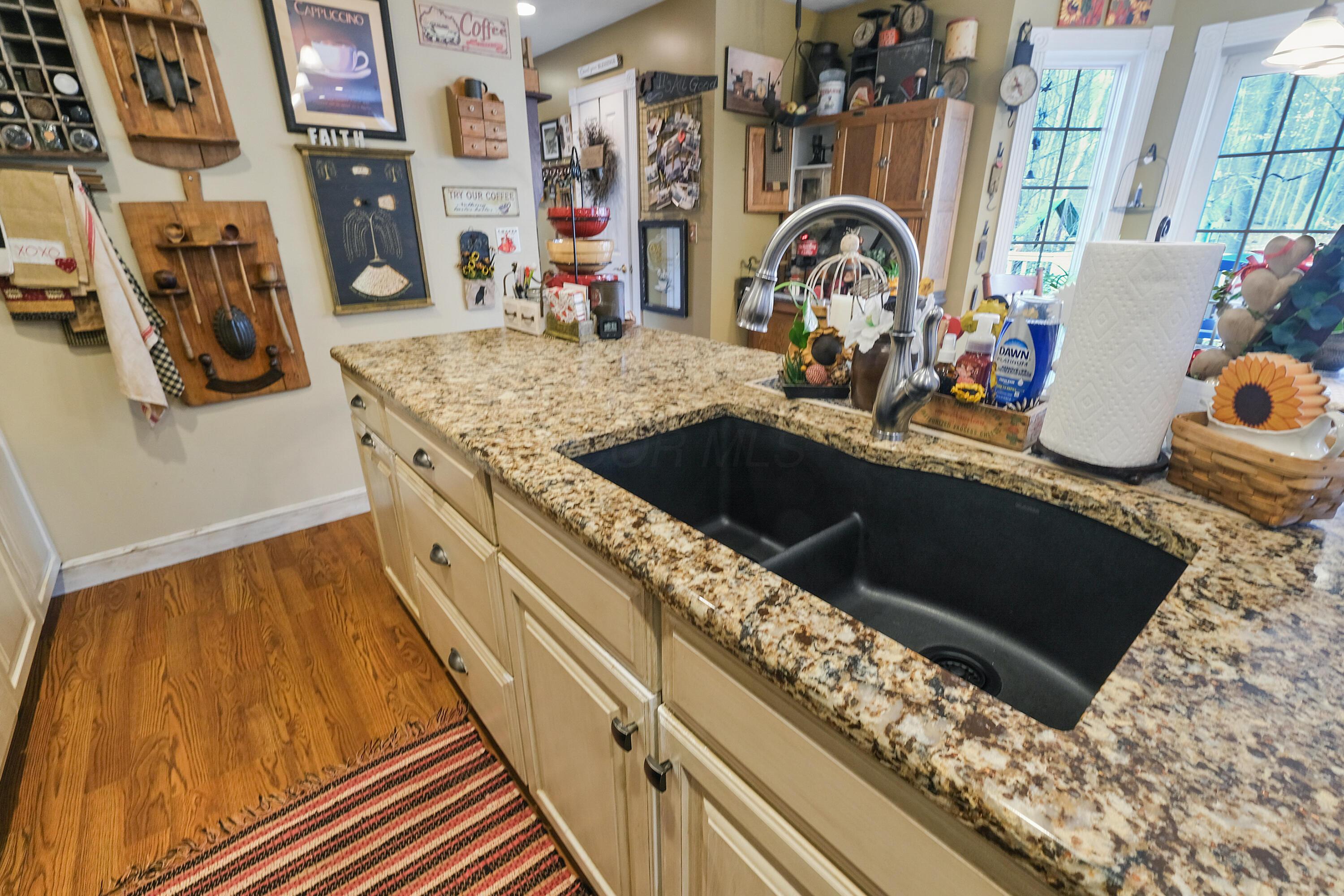 14255 Windsor Heights Drive, Mount Vernon, Ohio image 38