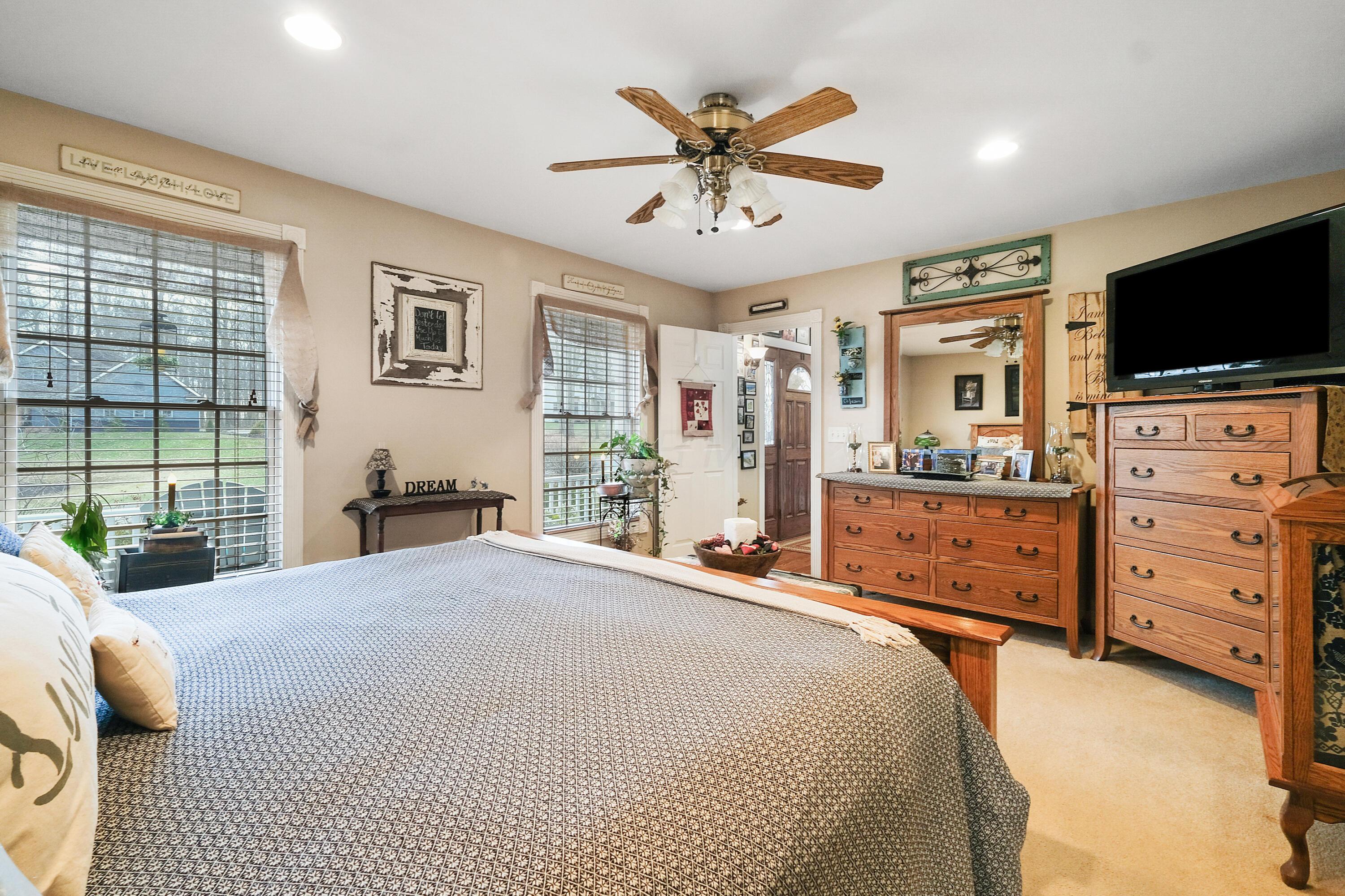 14255 Windsor Heights Drive, Mount Vernon, Ohio image 22
