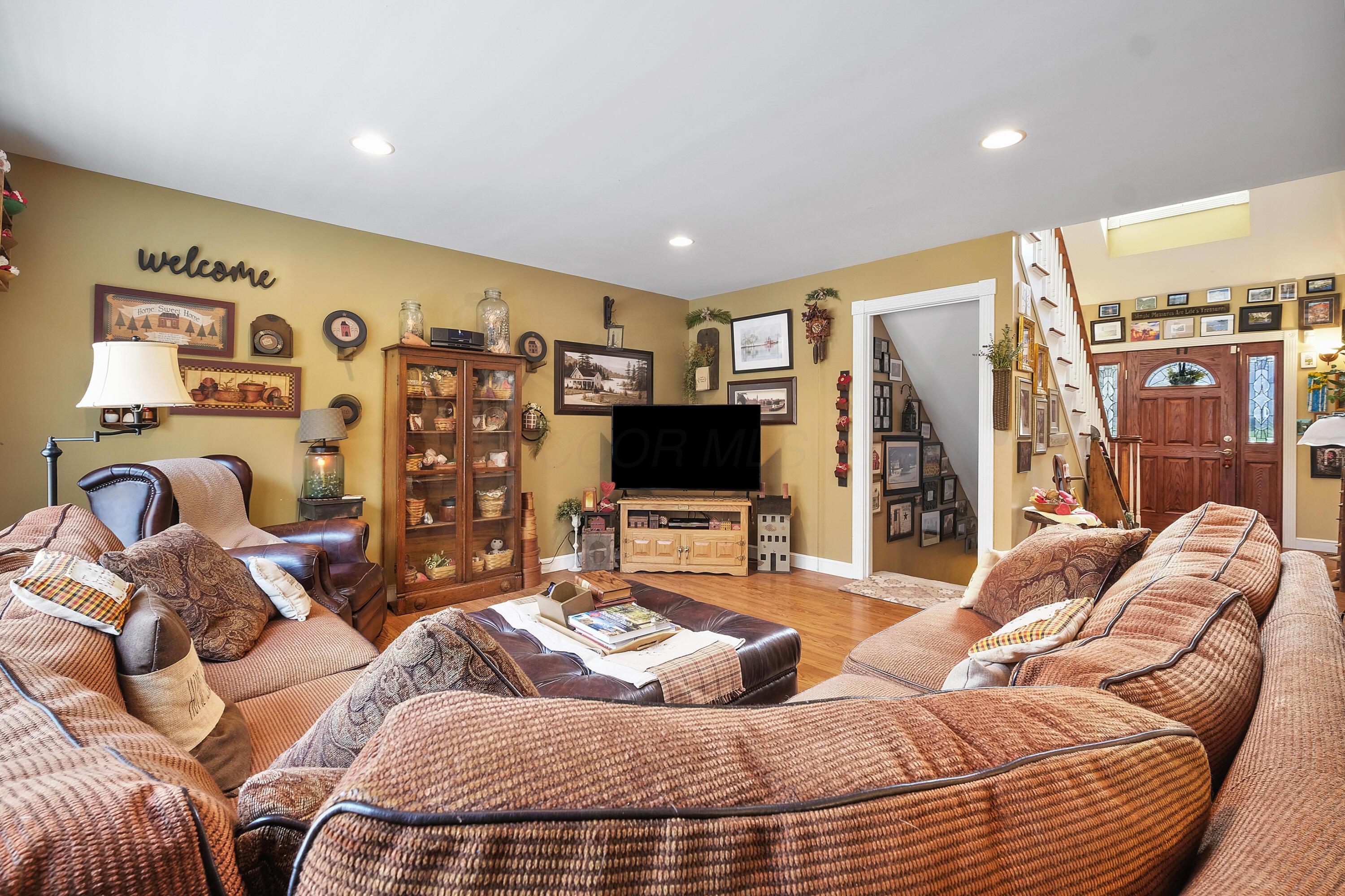 14255 Windsor Heights Drive, Mount Vernon, Ohio image 30