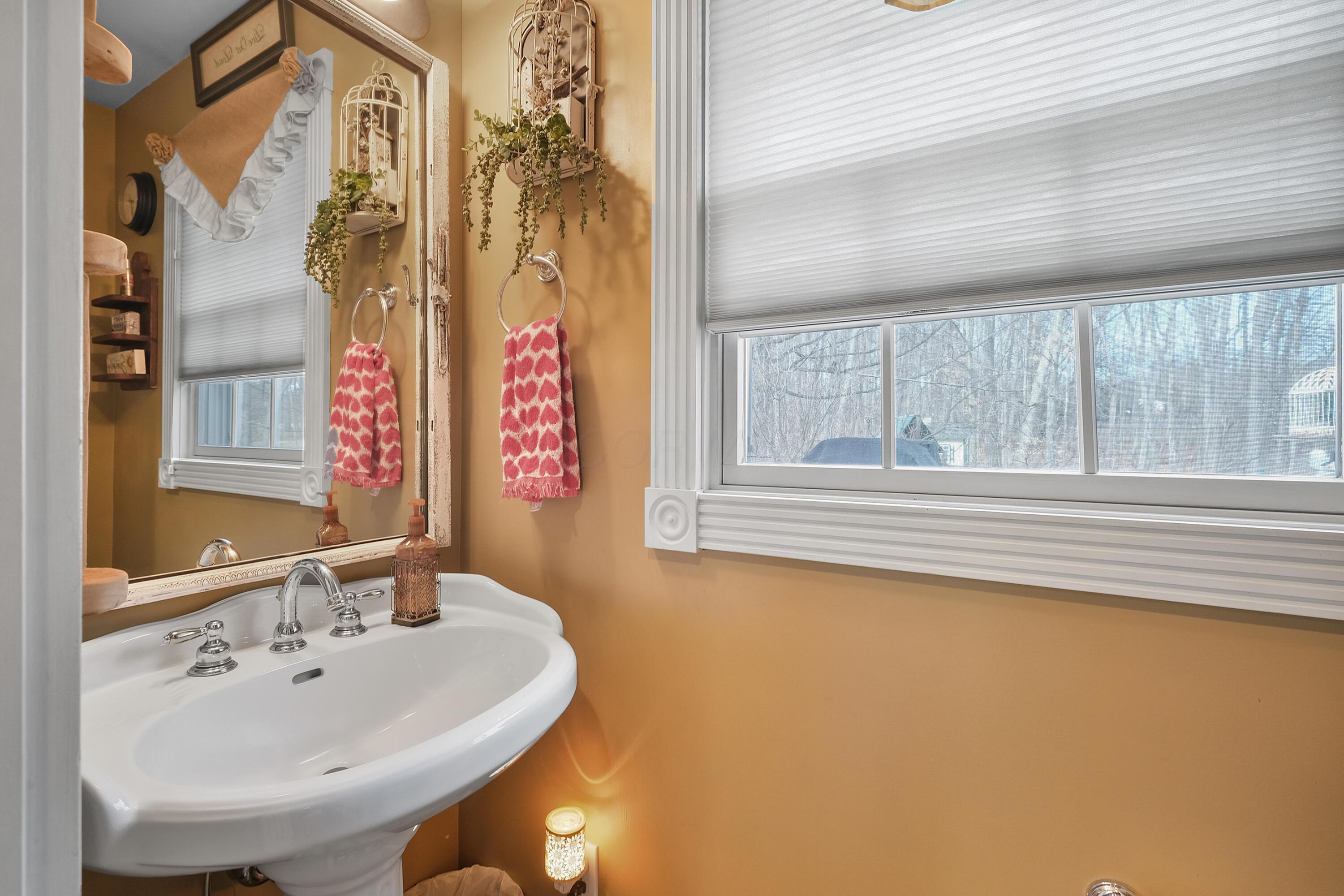 14255 Windsor Heights Drive, Mount Vernon, Ohio image 43