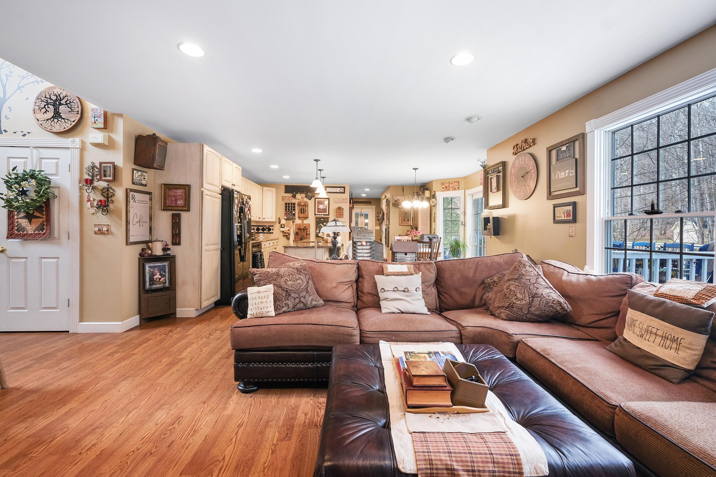 14255 Windsor Heights Drive, Mount Vernon, Ohio image 32