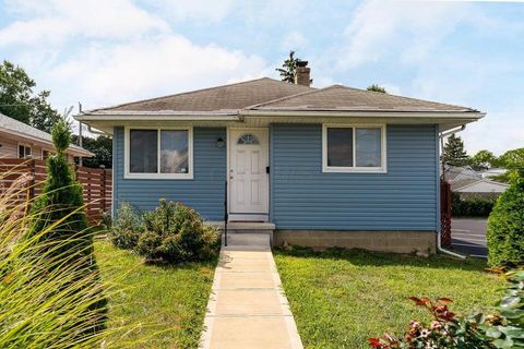 37 Morse Rd Road, Columbus, OH 43214 - #: 225002539