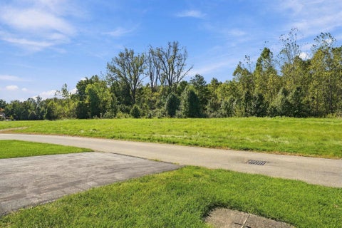 Tiny photo for 2283 Doneen Drive, Columbus, OH 43219 (MLS # 226039877)