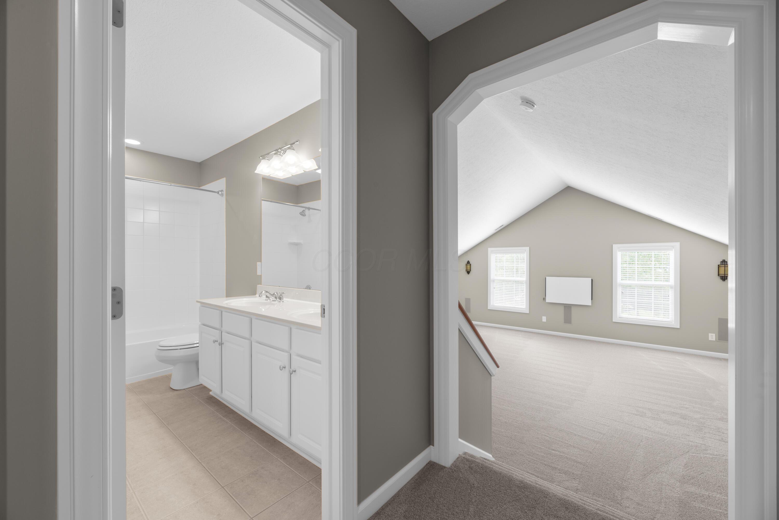 6655 Baronscourt Loop, Dublin, Ohio image 39