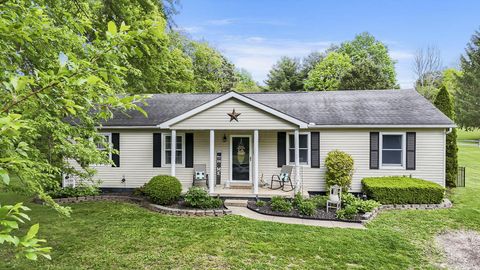 Photo of 10080 16th Road SW, Stoutsville, OH 43154 (MLS # 226015018)