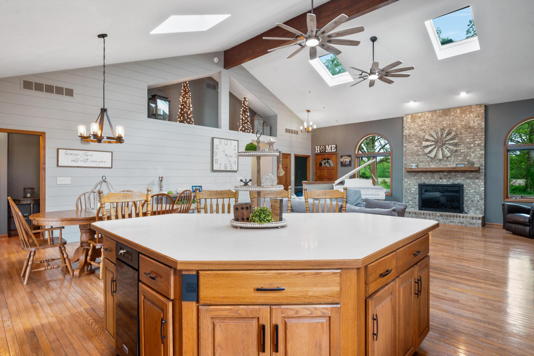 4714 Marion Edison Road, Marion, Ohio image 10