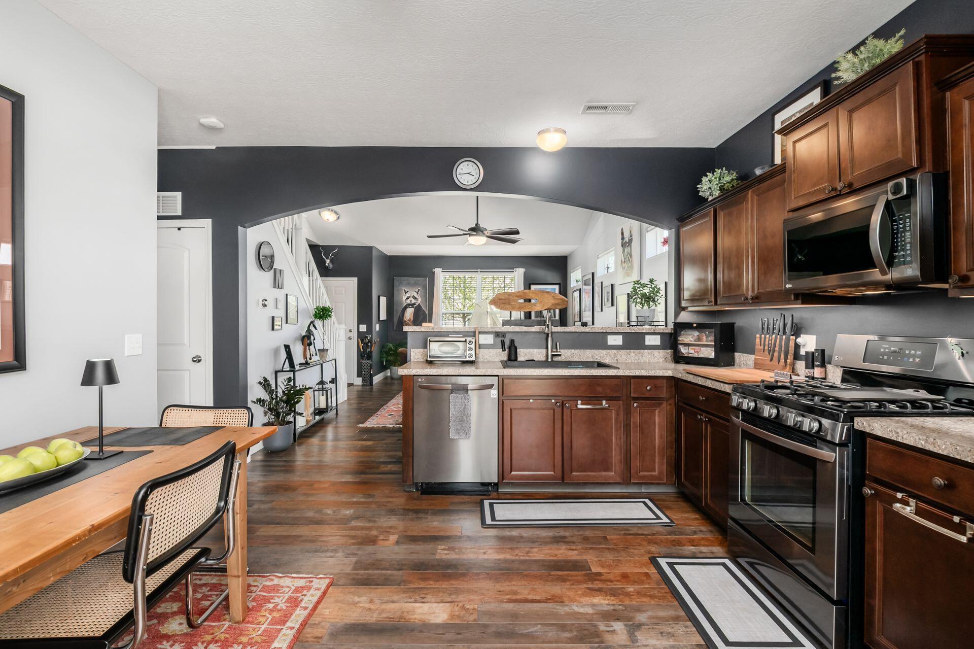 5761 Trail Creek Drive, Dublin, Ohio image 17