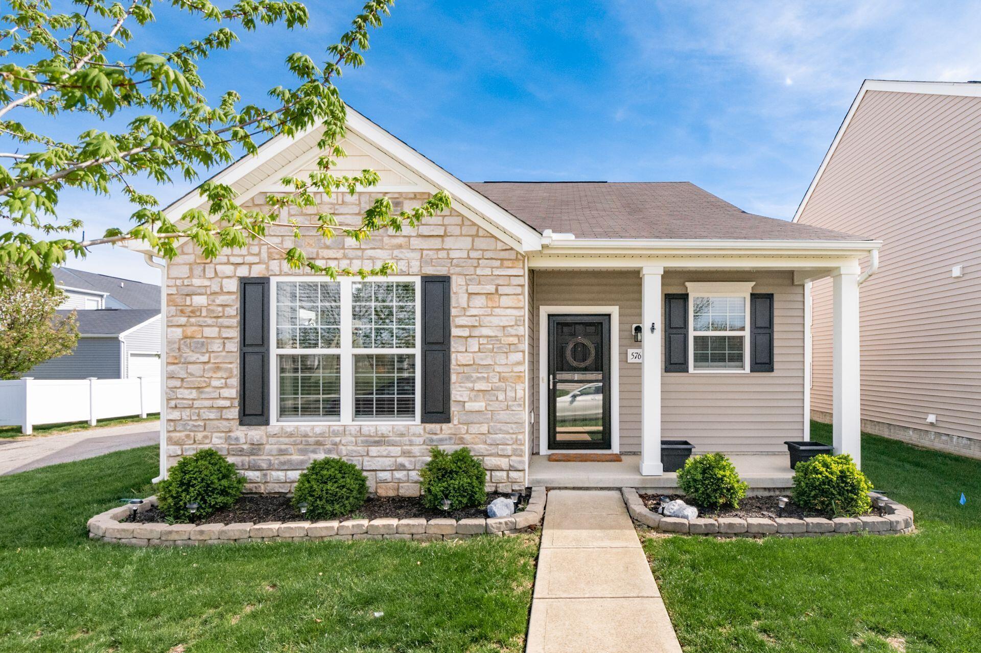 5761 Trail Creek Drive, Dublin, Ohio image 1