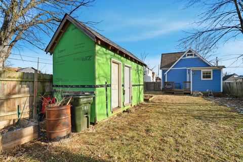 Tiny photo for 181 Clarendon Avenue, Columbus, OH 43223 (MLS # 226000600)