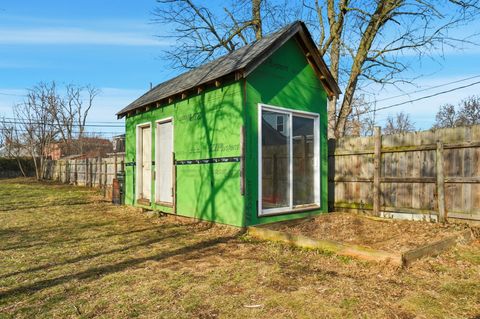 Tiny photo for 181 Clarendon Avenue, Columbus, OH 43223 (MLS # 226000600)