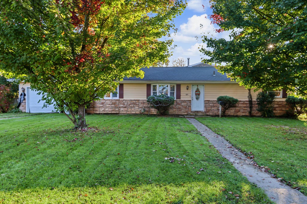 Photo of 825 Ash Street, Galion, OH 44833 (MLS # 226040460)