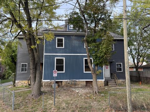 Photo of 1036 Newton Street, Columbus, OH 43205 (MLS # 225040631) Photo of 1036 Newton Street, Columbus, OH 43205 (MLS # 225040631)