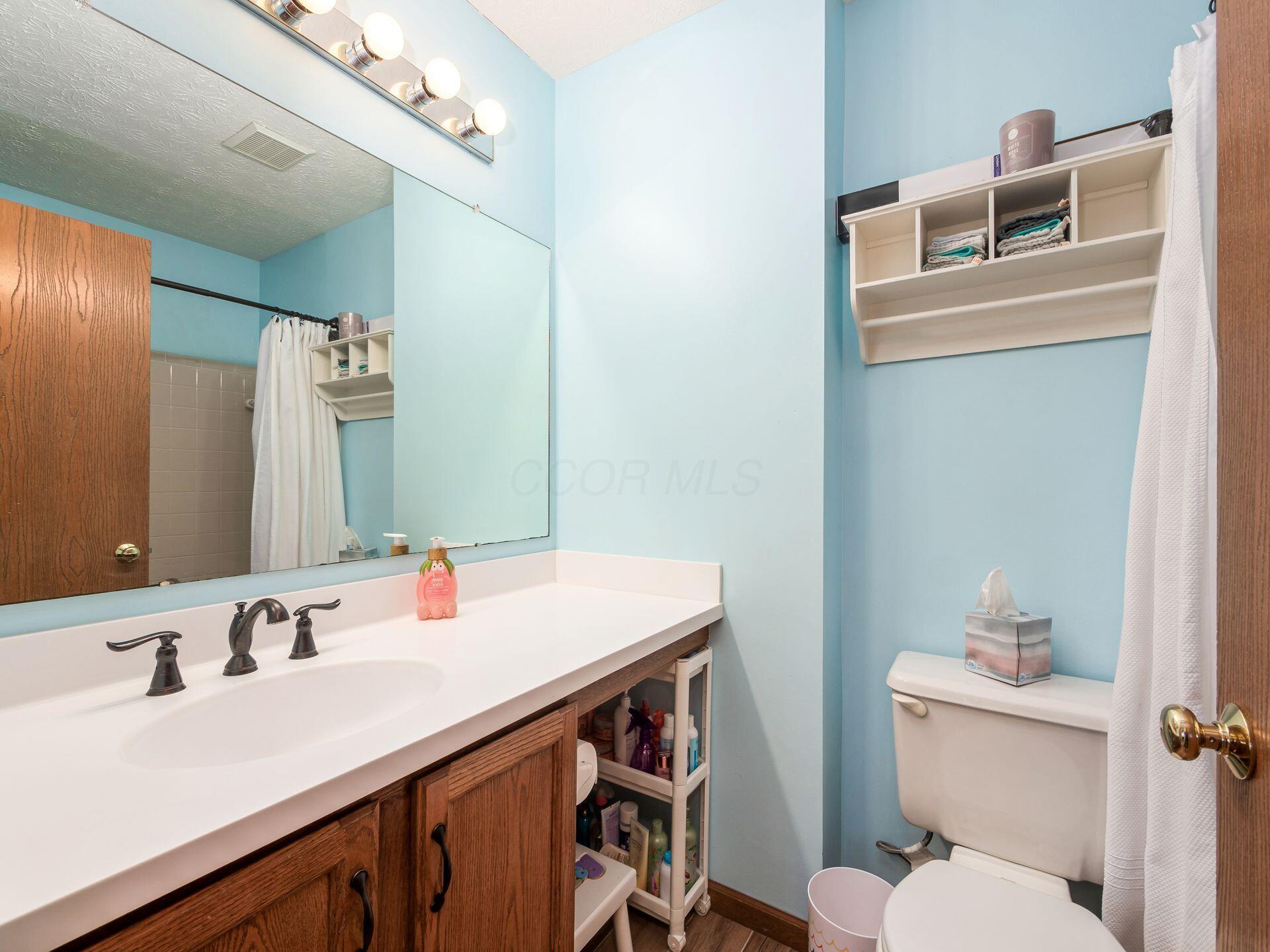 8573 Leader Drive, Galloway, Ohio image 25