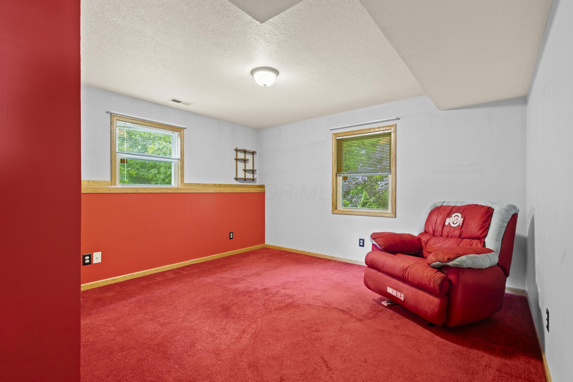 553 Floral Valley Drive, Howard, Ohio image 21