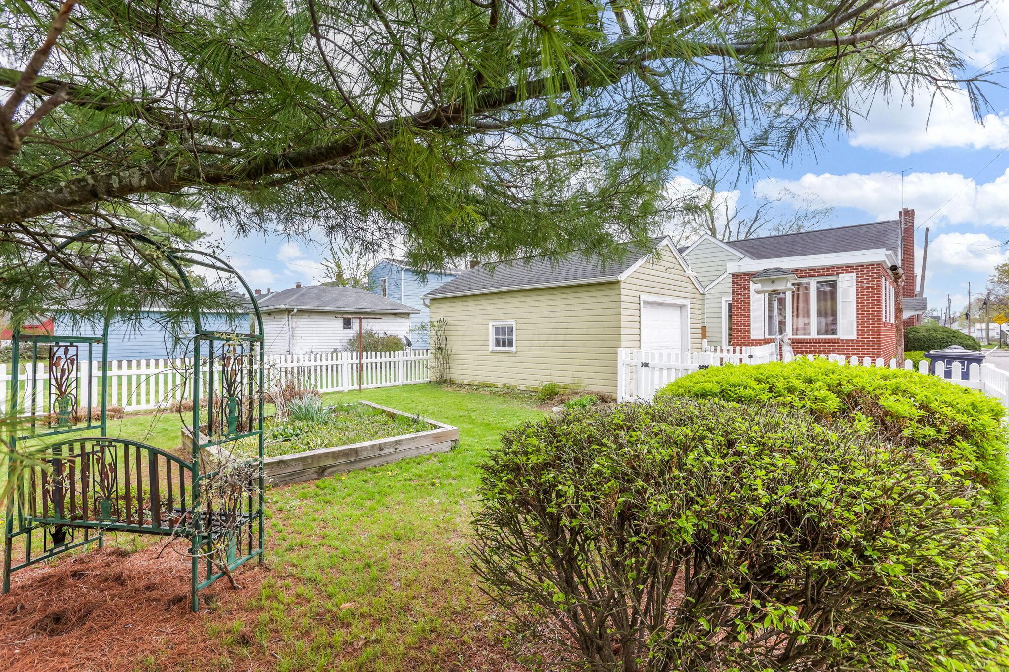 719 E 5th Avenue, Lancaster, Ohio image 45