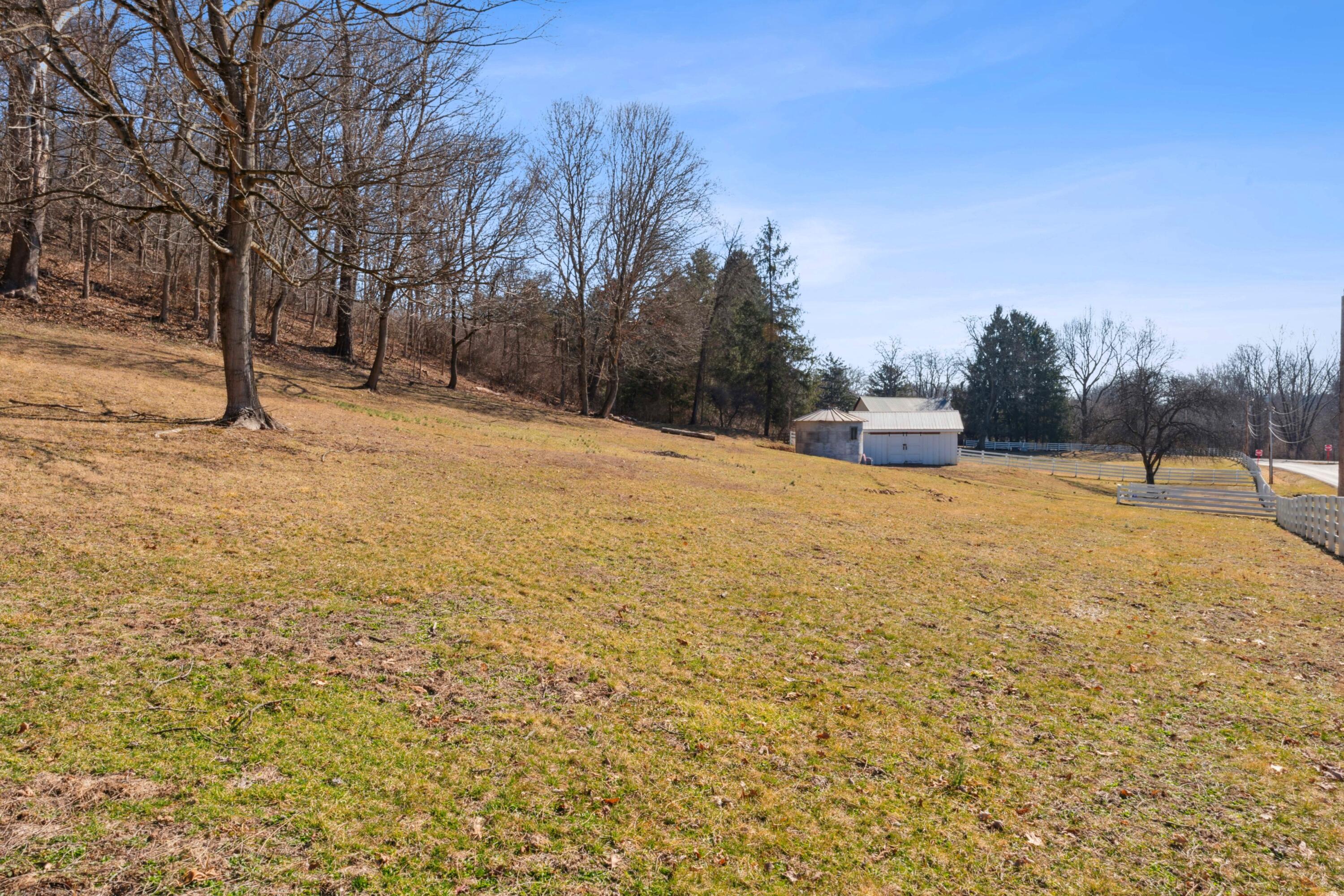 2442 Raccoon Valley Road, Granville, Ohio image 16